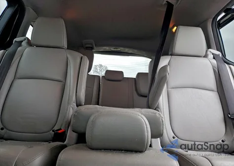 2019 Honda Odyssey Exl z USA, uszkodzony, nr VIN 5FNRL6H74KB117104